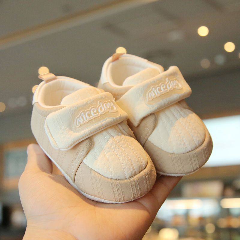 婴儿鞋春秋软底布鞋透气薄款防掉学步0-6-12月一周岁男女宝宝鞋袜