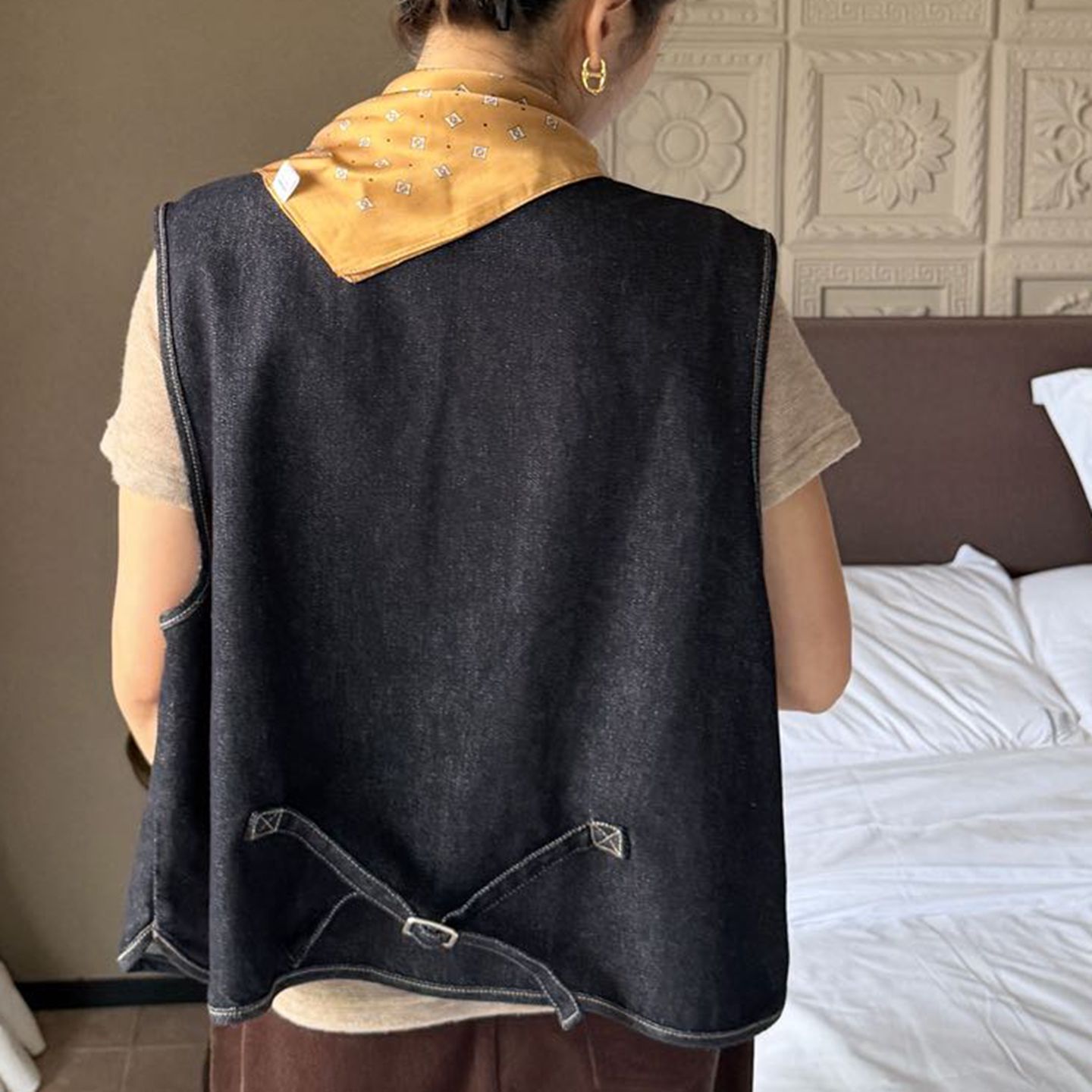 新中式黑色牛仔短款马甲女