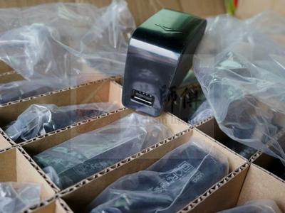 美国5v2ausb充电头