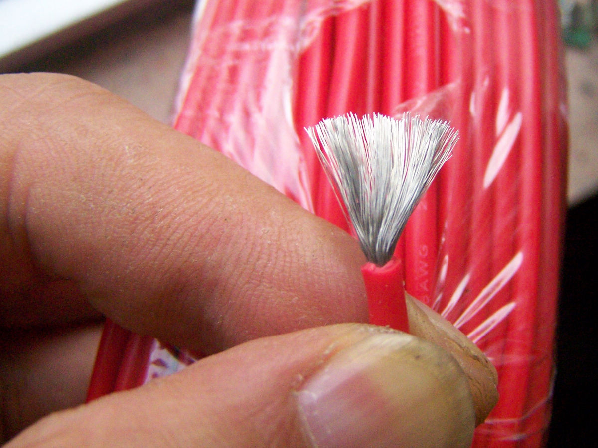 红黑 特软高温硅胶线 万用表笔线 16AWG