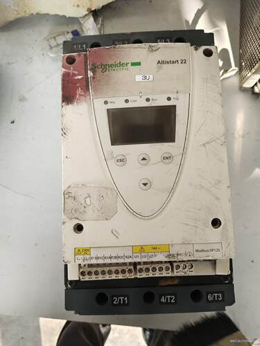 施耐德软启动ATS22D88Q,物品实图拍 需要私聊 价格协议价商品