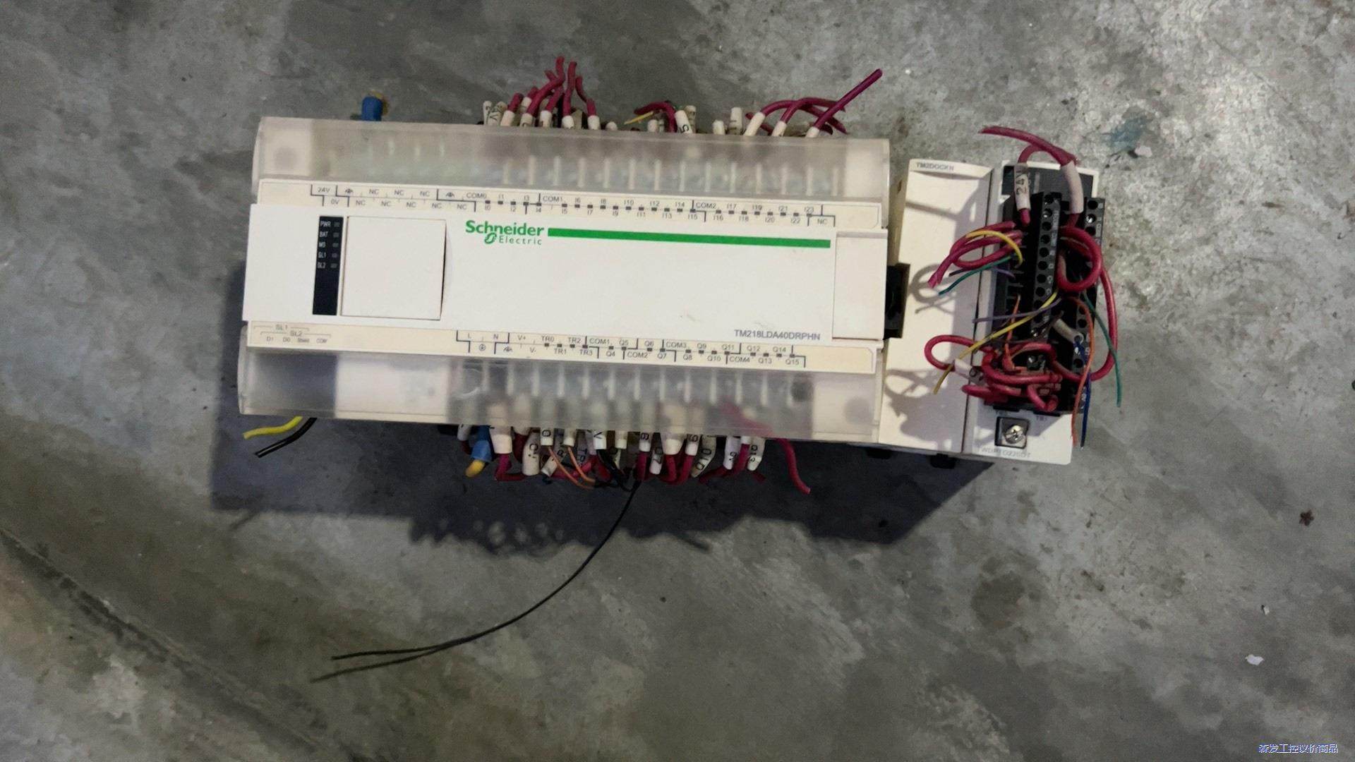施耐德PLC  TM218LDA40DRPHN  +TWDP议价商品