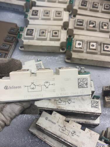 英飞凌 FF75R12RT4议价商品
