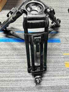 图瑞斯TX-19-L,碳纤维三脚架，100mm口径，成色如图议价商品