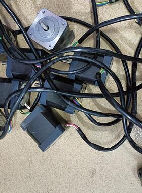 东方步进电机C7827-9012K，九成新，功能正常，标价为议价商品