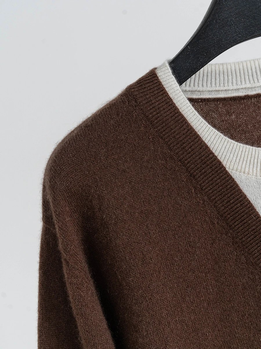 意奢 新唐会M定织康赛妮纯羊绒纯元撞色假两件极简长袖针织衫