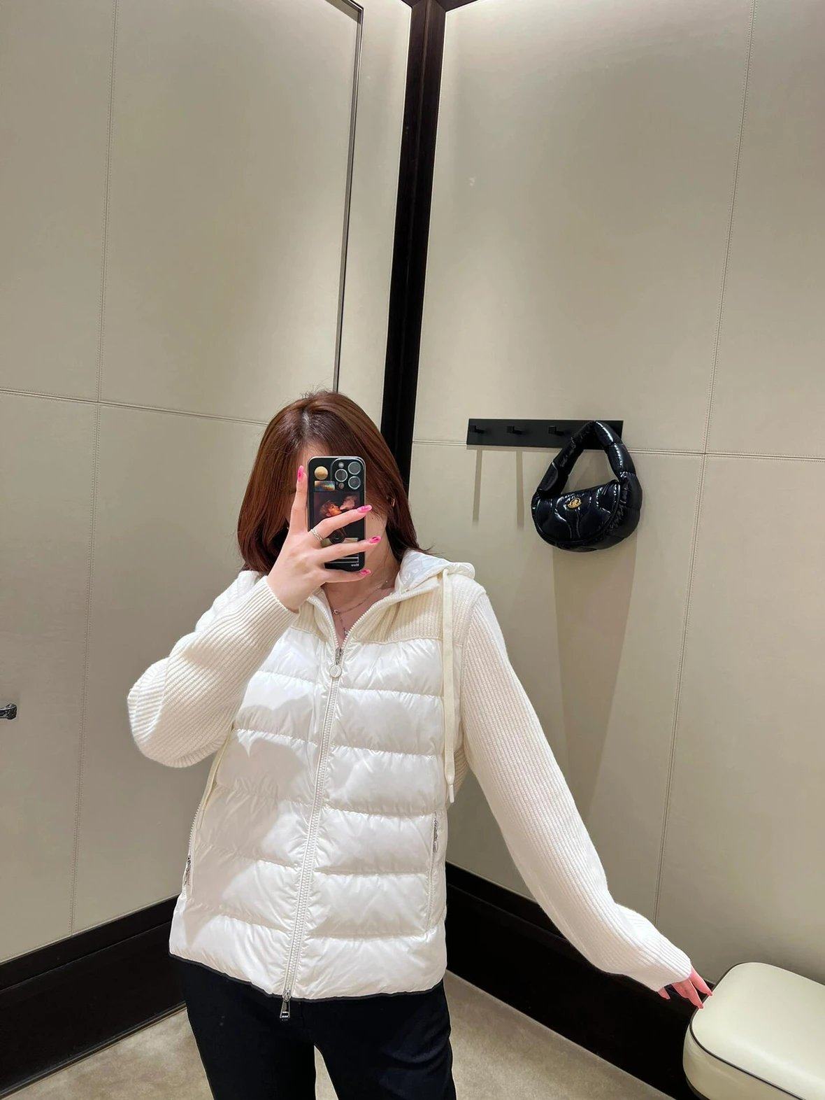 Mon26早春帽子可拆卸羊毛拼接90白鹅绒百搭连帽通勤羽绒服外套