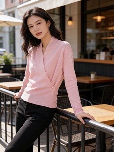 18针四平黄金羊毛超细美莉诺羊毛交叉斜扣裹身舒适针织衫