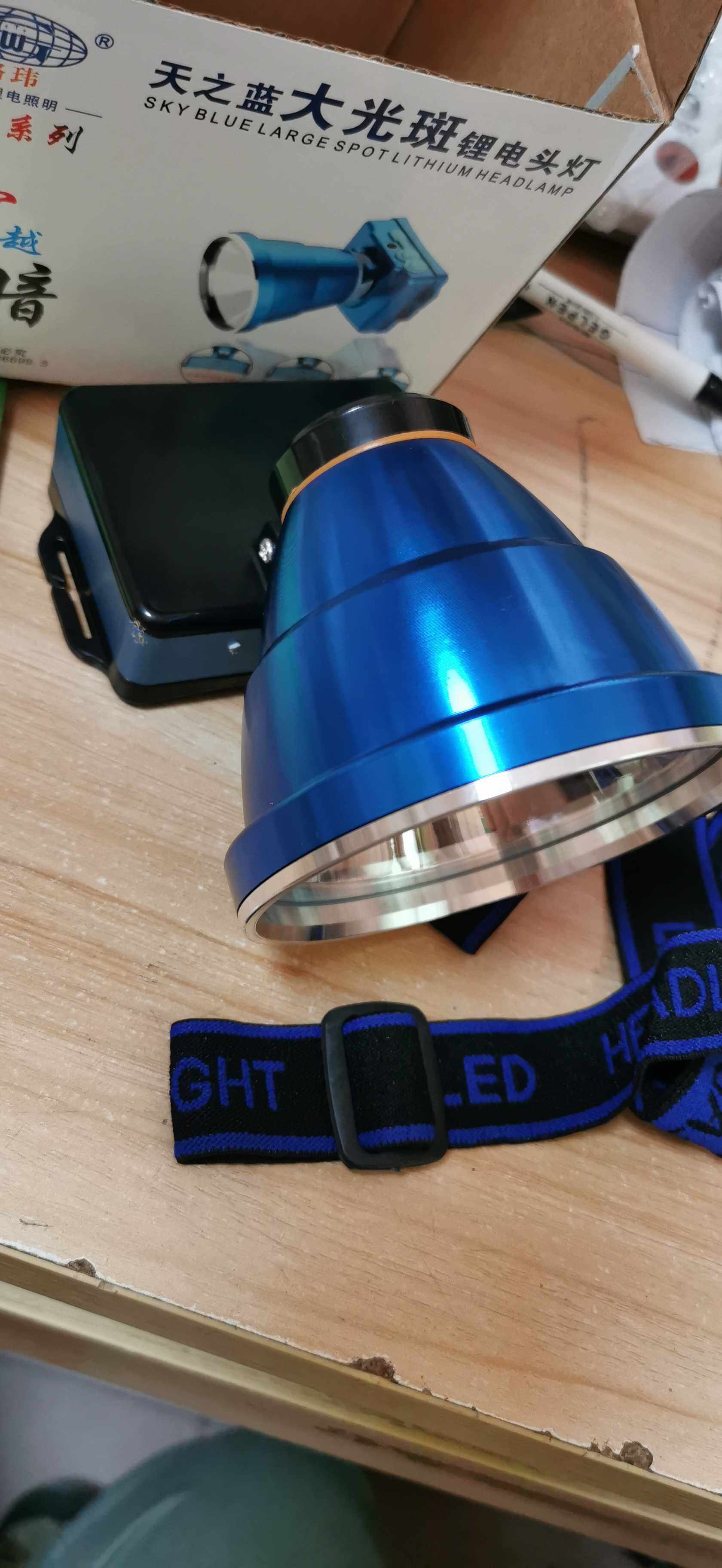 格玮头灯gw8823大光斑锂电头灯全防水头灯 钓鱼 高亮强光户外