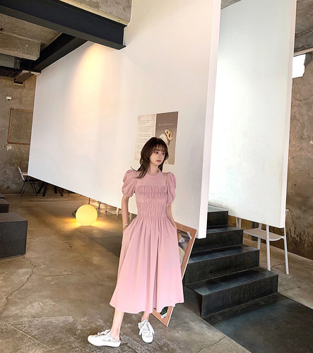 狼哥挚爱生日裙露肩连衣裙