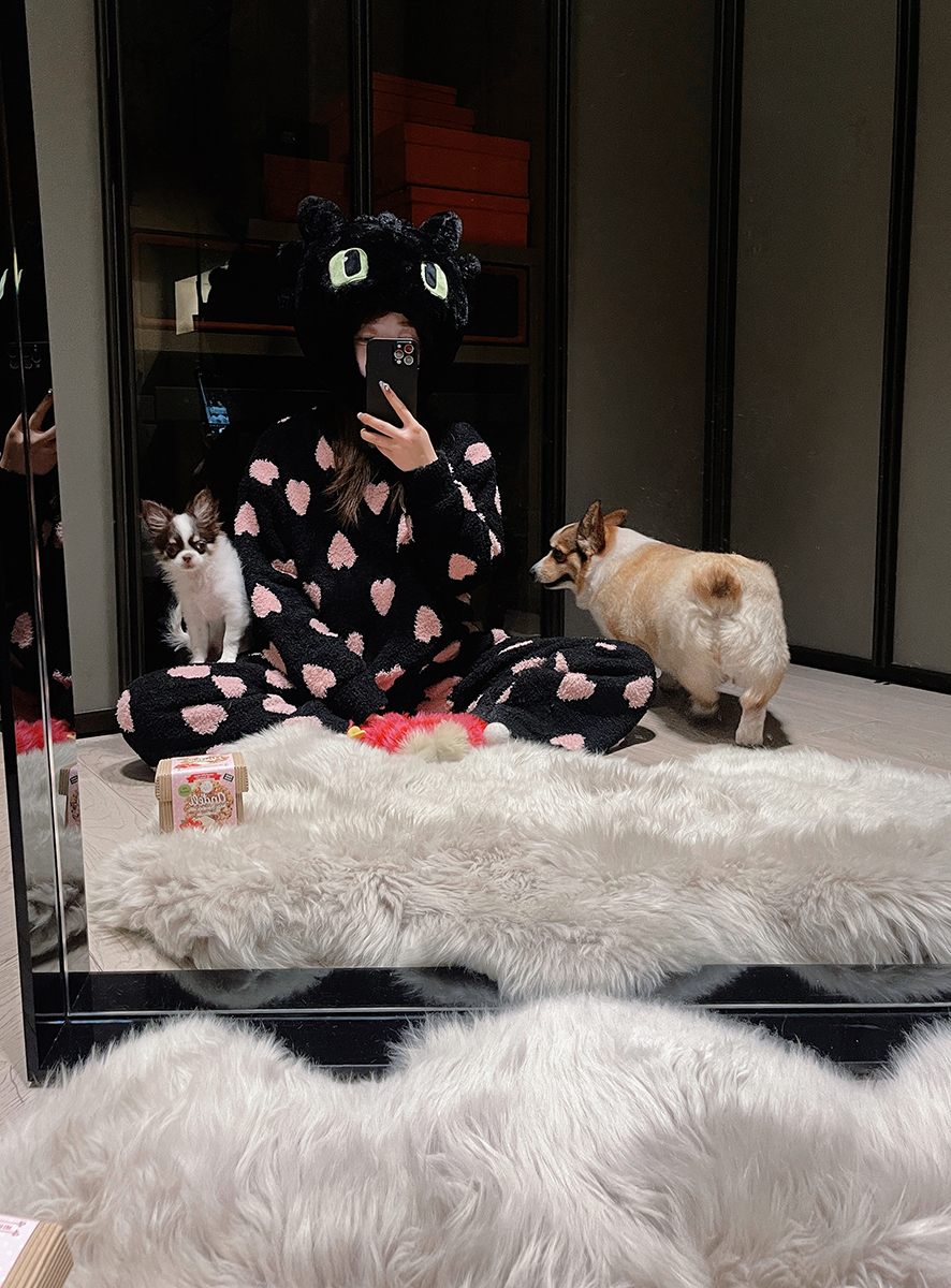 小粉爱心雪尼尔家居服