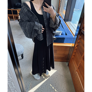 肯豆慵懒时髦黑色背心裙长裙 搭配神裙 LANGBOOM 弧形大U领