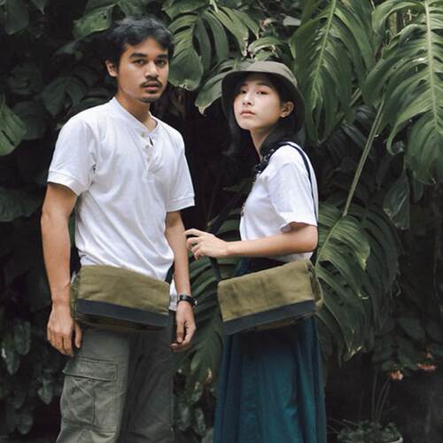 复古邮差单肩斜挎学生包
