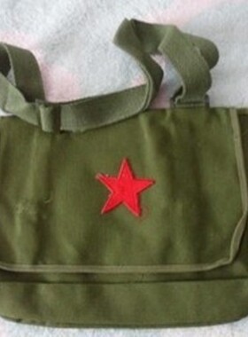 儿童摄影服饰演出服小红军配饰绿色帆布为人民服务书包男女单肩包