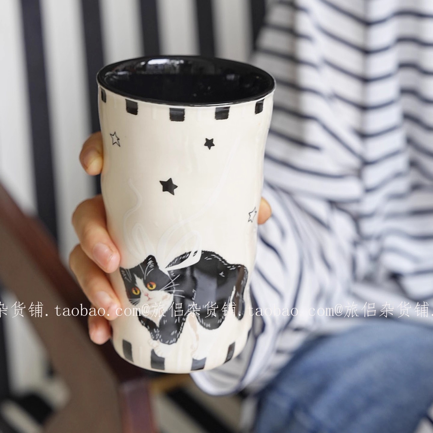 可爱猫咪云朵手握杯牛奶杯