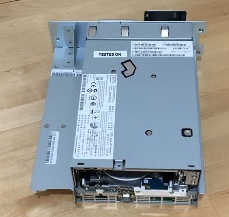 Dell  YX052LTO4 FH 4Gbps FC  TL2000 TL4000 95P5817 95P5856