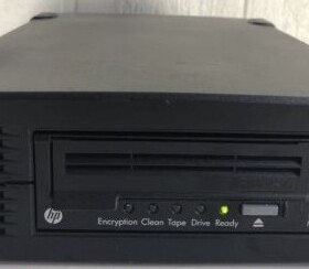 HP EH958A 596279-001 SAS  EH958B 693417-001  LTO-5 Ultrium30