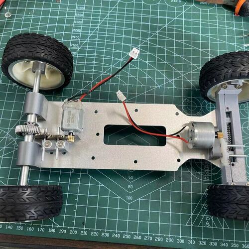 金属齿轮差速器铝合金遥控智能小车拼装创客DIY玩具转向零部件科