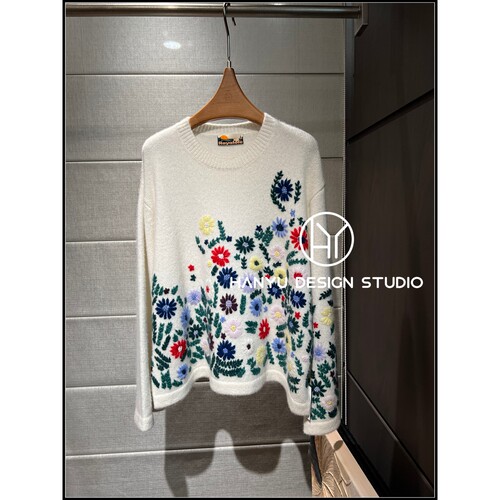 韩钰DESIGN山羊绒花朵刺绣衫