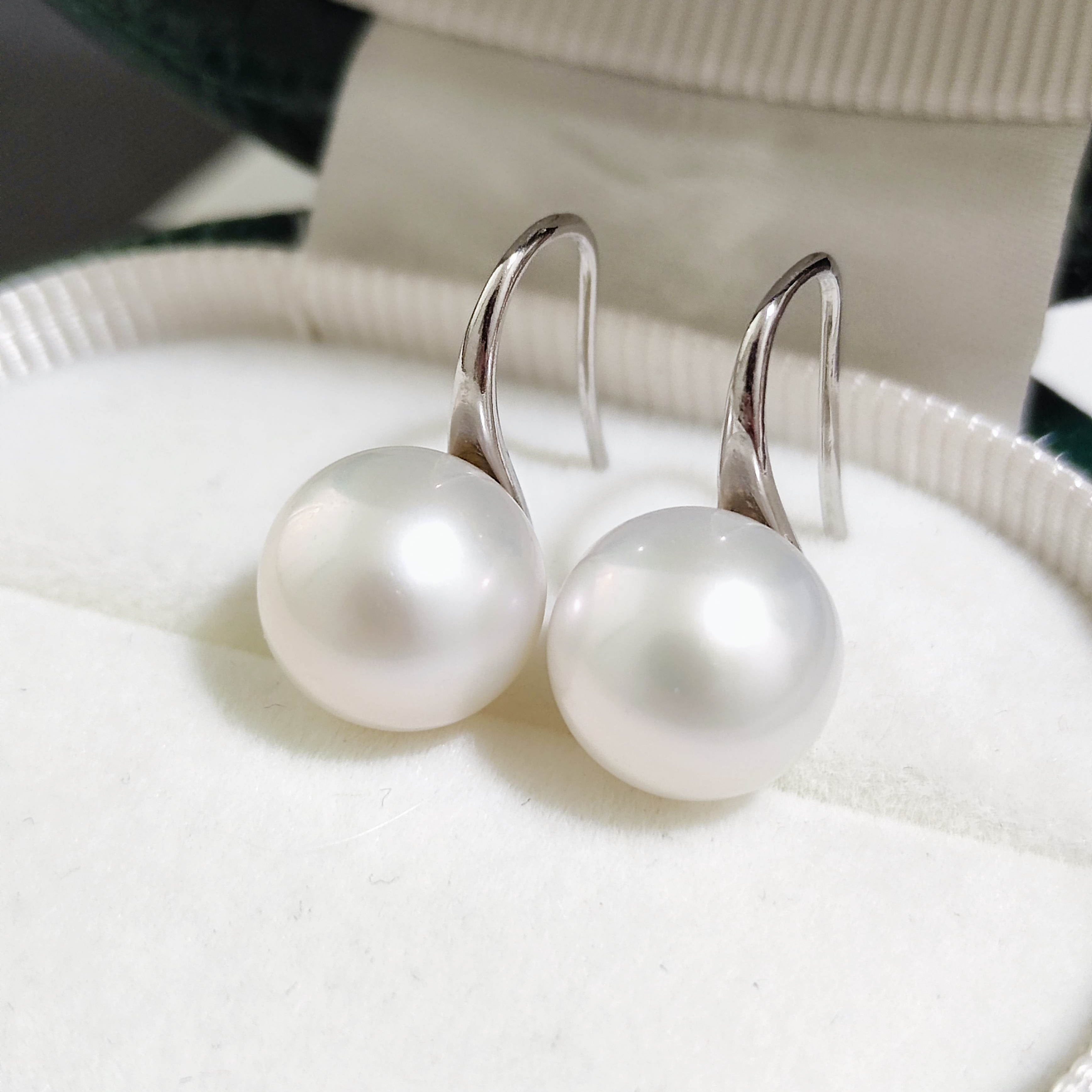 赛澳白～淡水珍珠澳白平替冷光丝绸白正圆10-11mms925纯银耳钩