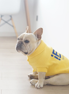 法斗衣服狗狗黄色高领毛衣 泰迪可爱字母潮牌冬季保暖宠物两脚衣
