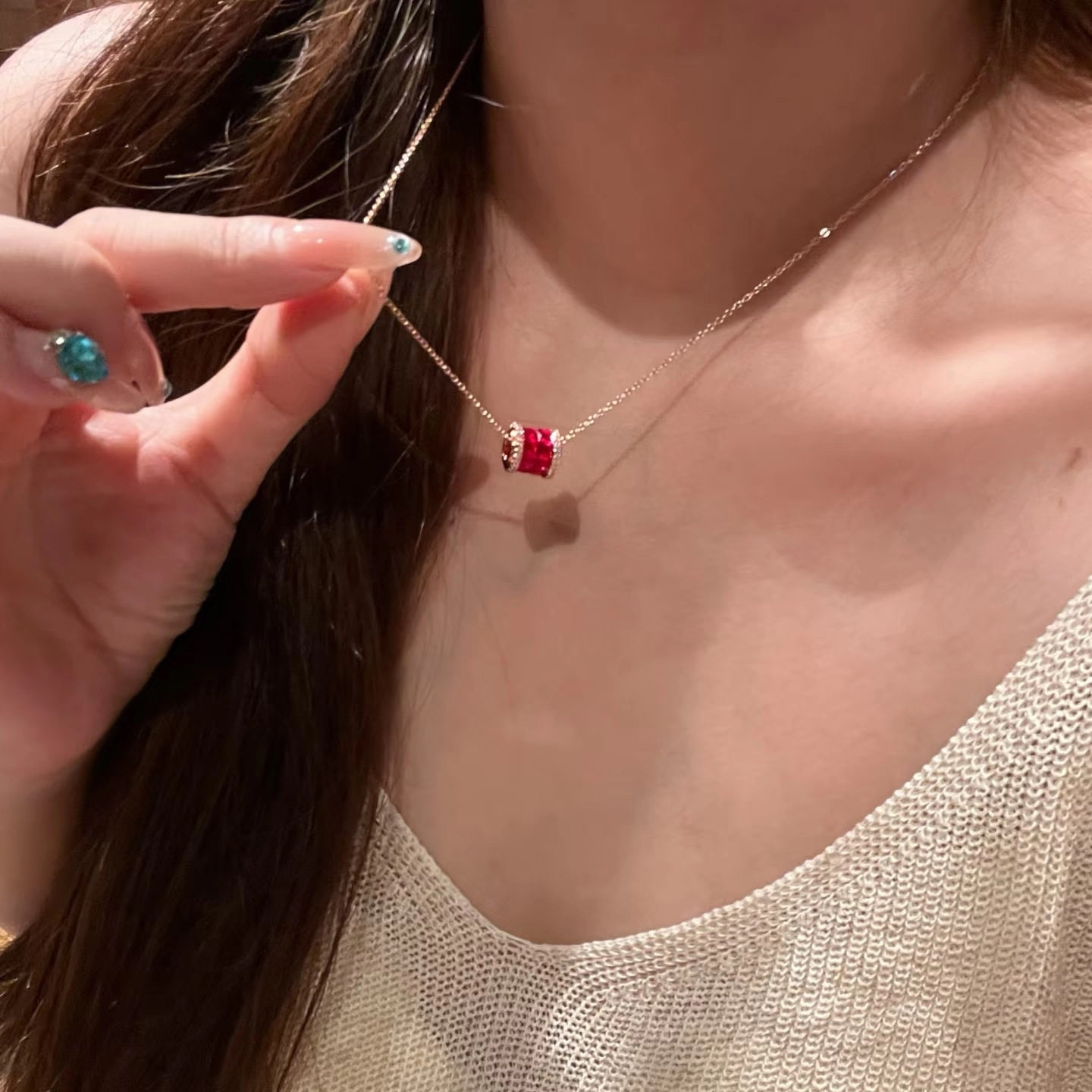 圆形锆石小蛮腰项链法式复古风锁骨链轻奢高级感小众设计感项饰女