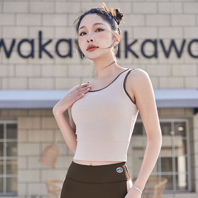 慕柏郦健身上衣含胸垫