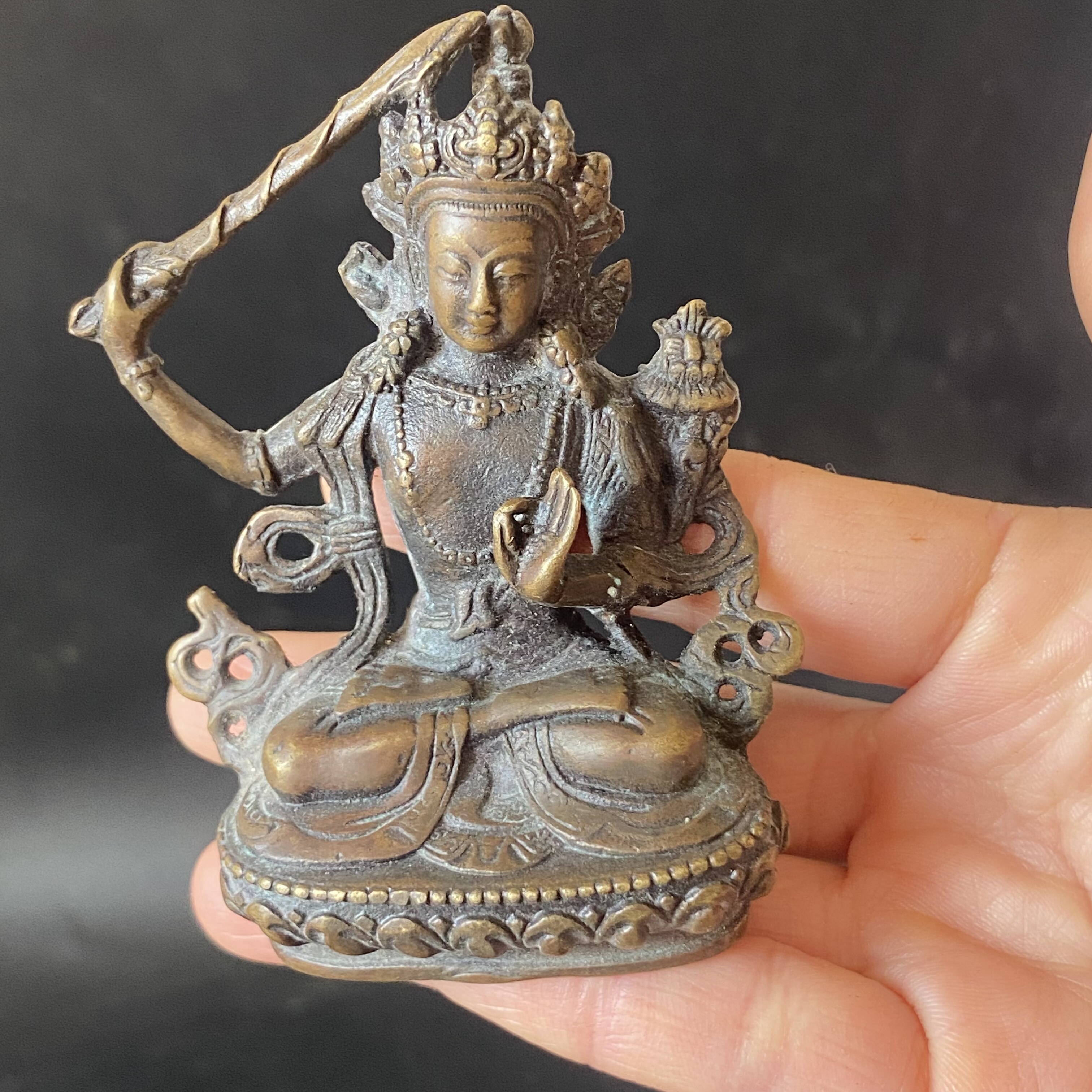 仿古古玩杂项出一尊黄铜文殊菩萨佛像密宗铜像摆件一物一图发货