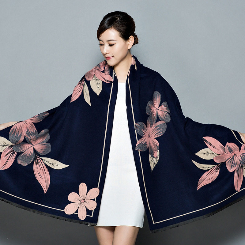 新款女春夏加厚保暖披肩女长款复古百搭牡丹绣花围巾双面两用围脖