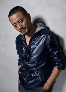 海报装饰画 张涵予美图照片写真大幅贴画壁纸 装饰画男人明星爷们