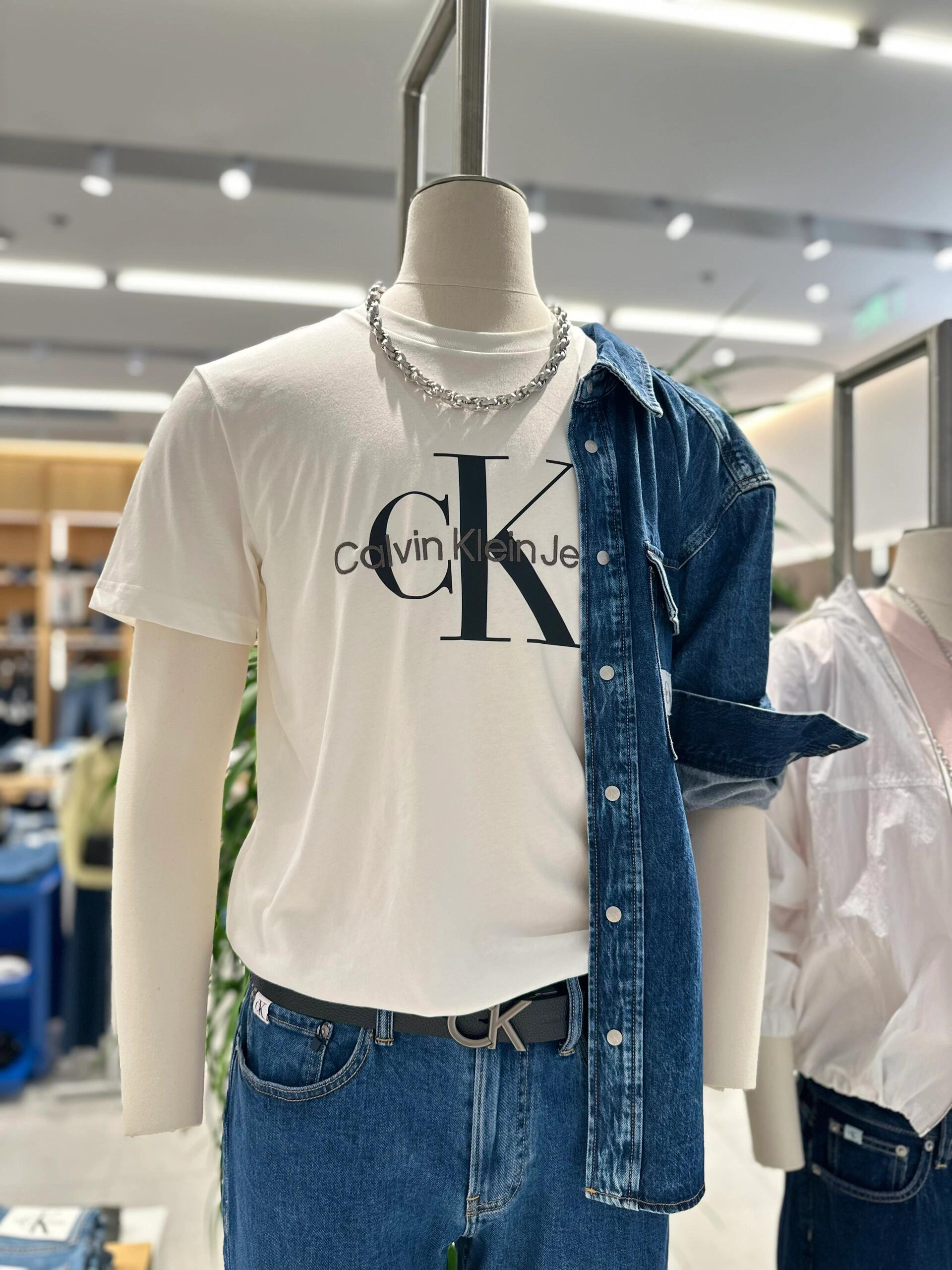 国现 ck calvin klein男女时尚经典logo休闲百搭圆领短袖t恤衫