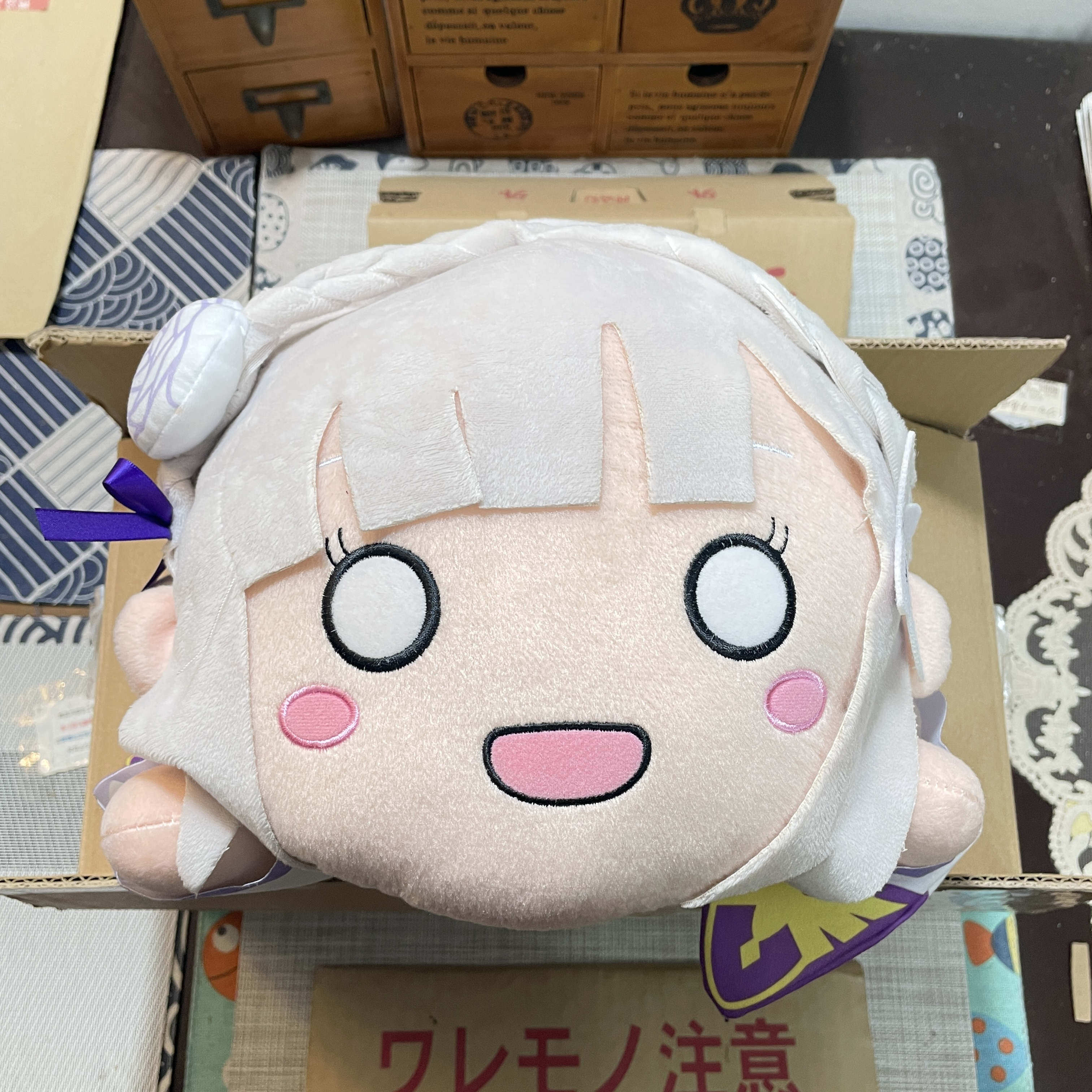 现货 SEGA 从零开始的异世界生活 艾米莉娅 趴趴毛绒玩偶公仔