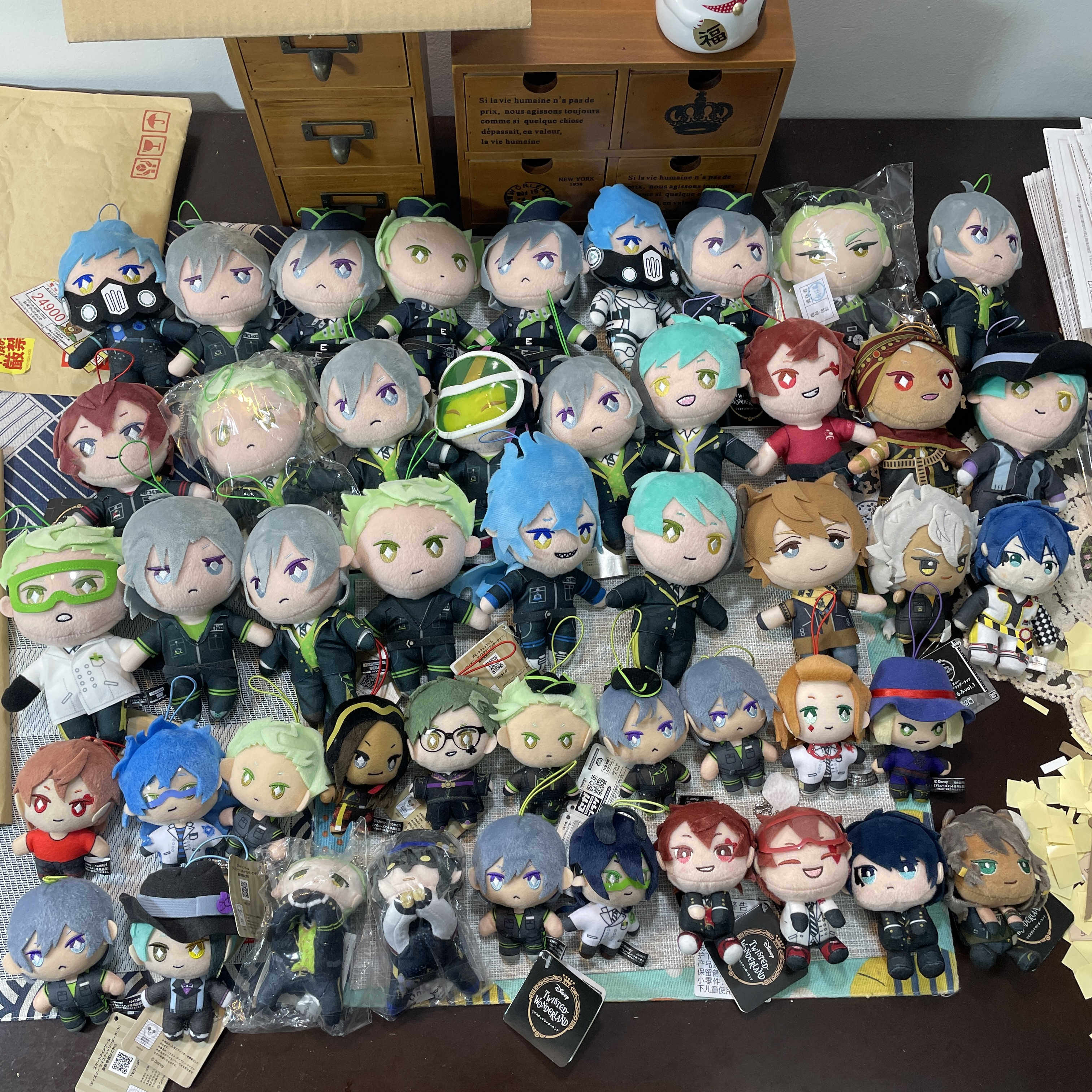 官谷日购正品扭曲仙境sega毛绒景品实验服公仔娃娃红心寮努努中号