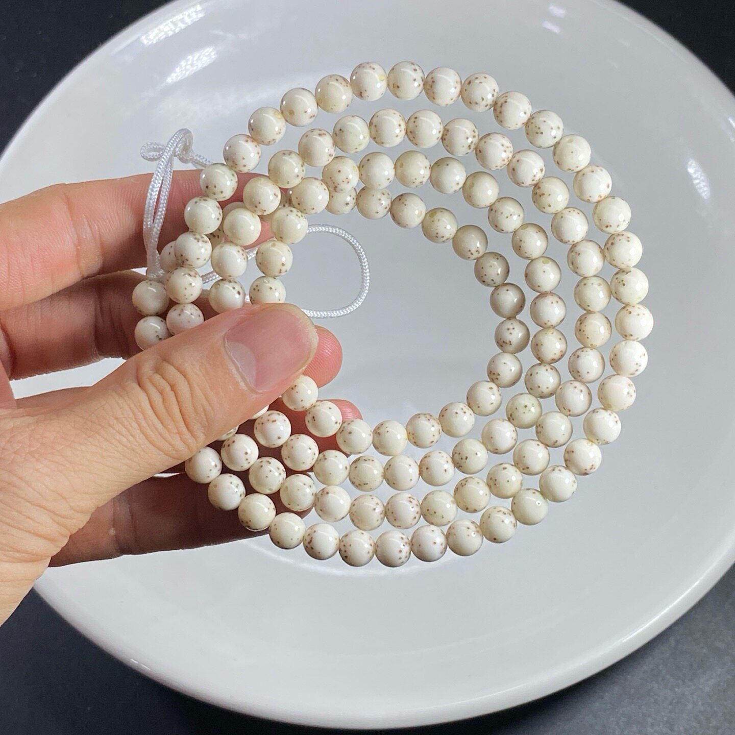 孤品 7圆数星星白果冻石玉同枝菩提