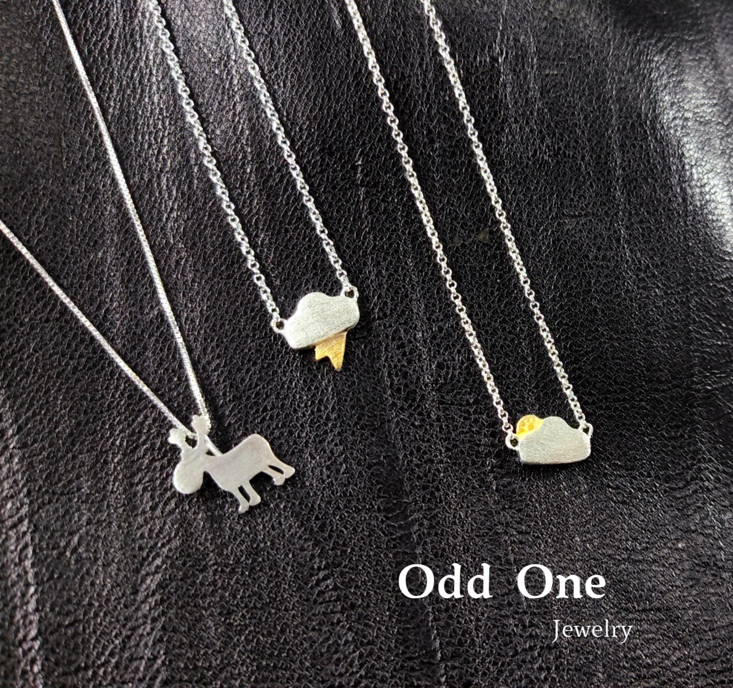 Odd One 925银拉丝工银饰项链