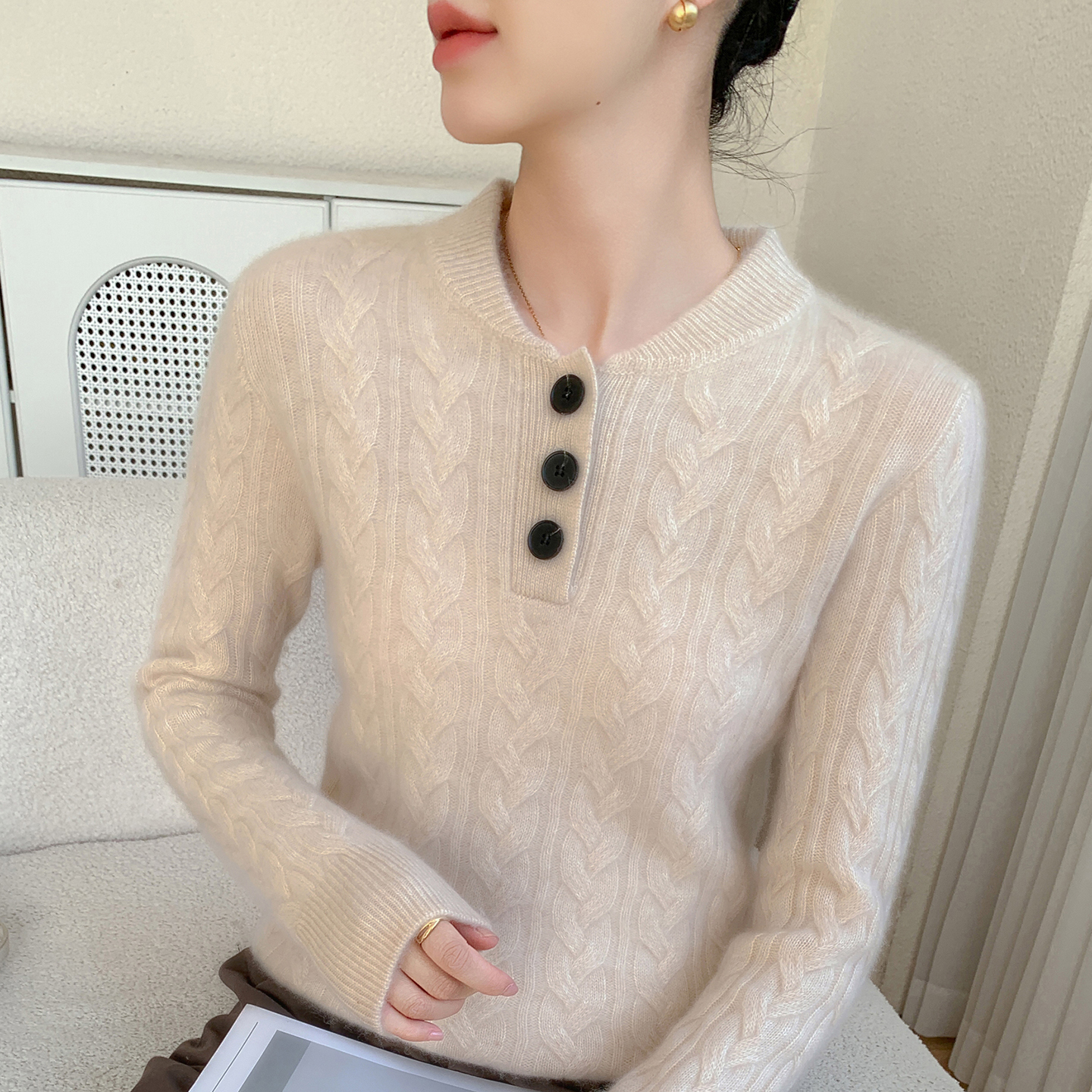 圆领加厚提花针织山羊绒衫打底衫