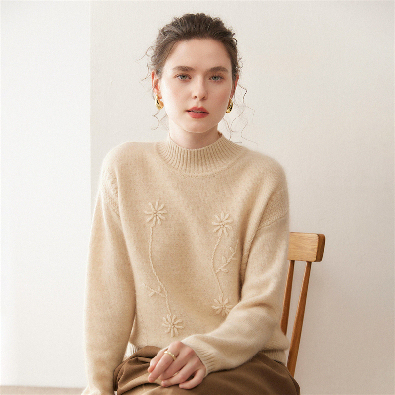 重磅手工刺绣钩花加厚山羊绒衫