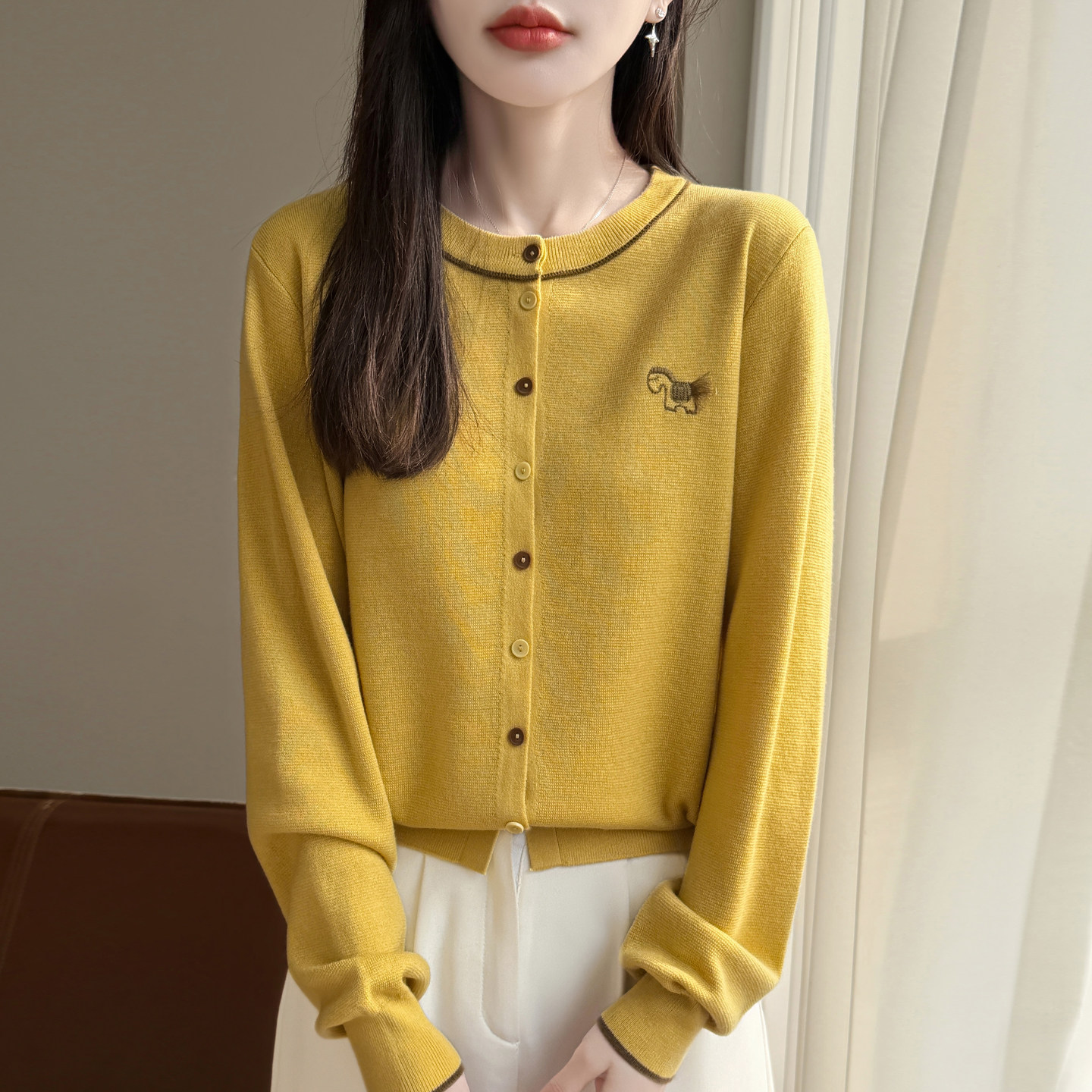 26春秋圆领拼色精纺羊毛开衫女小马刺绣针织毛衣宽松休闲外套上衣