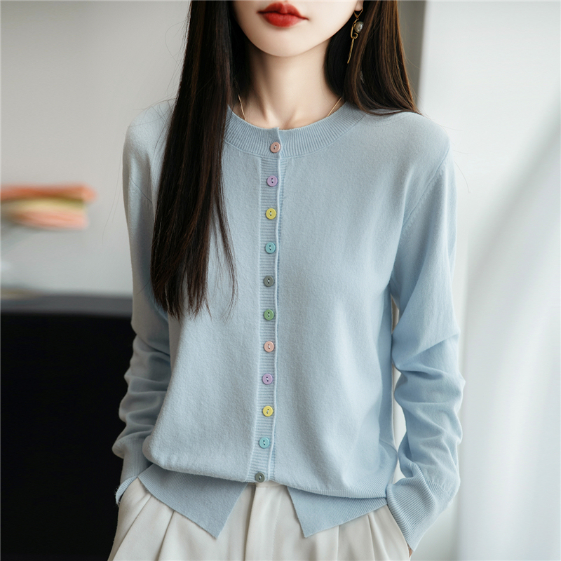 精纺羊毛针织开衫女圆领外套毛衣