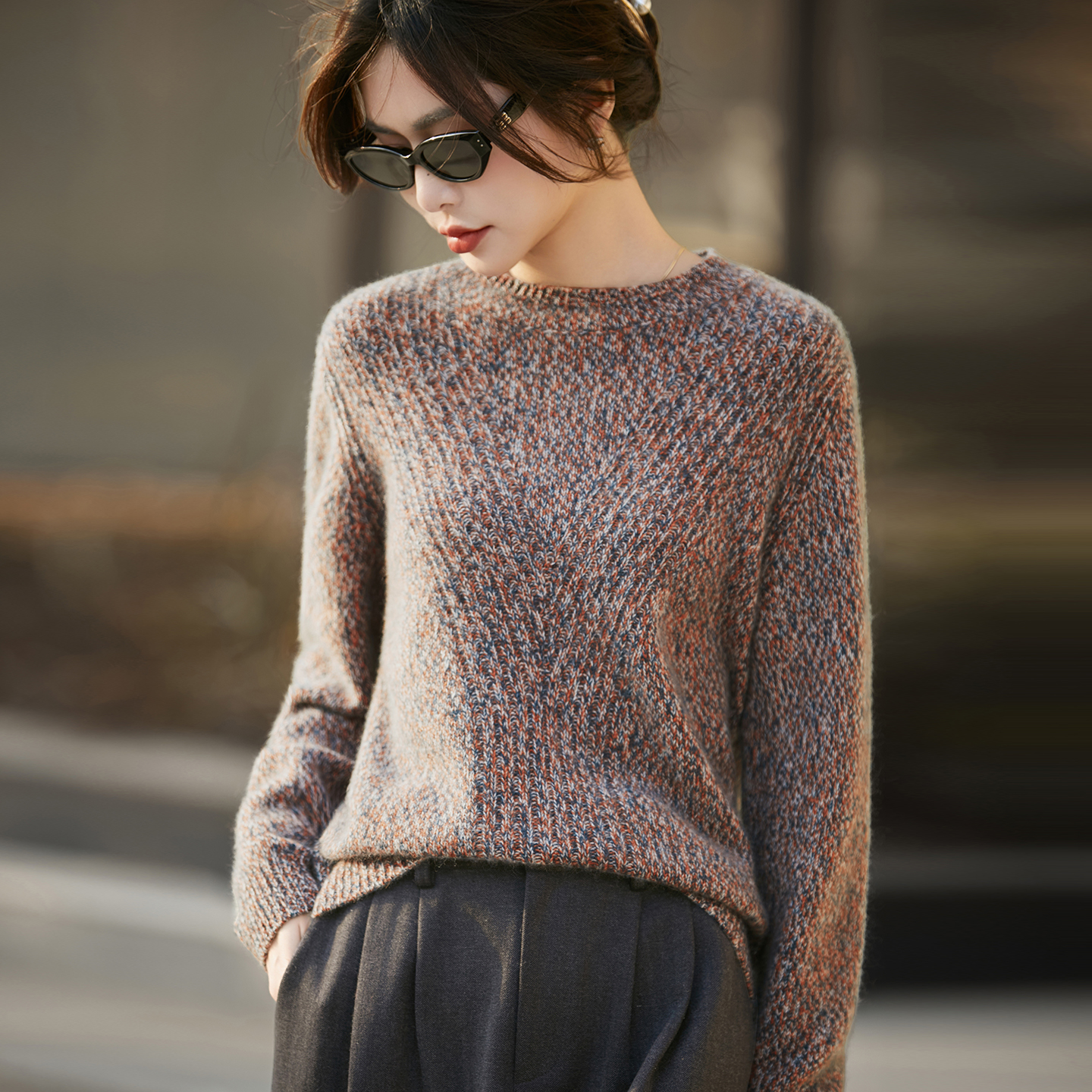 100%纯羊毛衫女圆领花纱提花毛衣