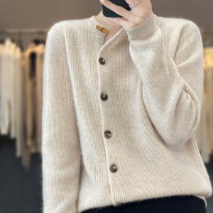 2023春秋新款100%纯羊绒圆领开衫女牛角扣针织外套宽松羊毛衫上衣