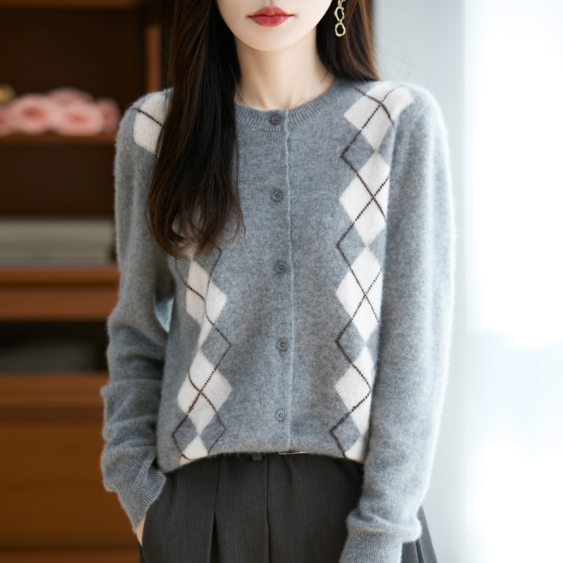 25新款圆领菱形格100%纯羊毛开衫
