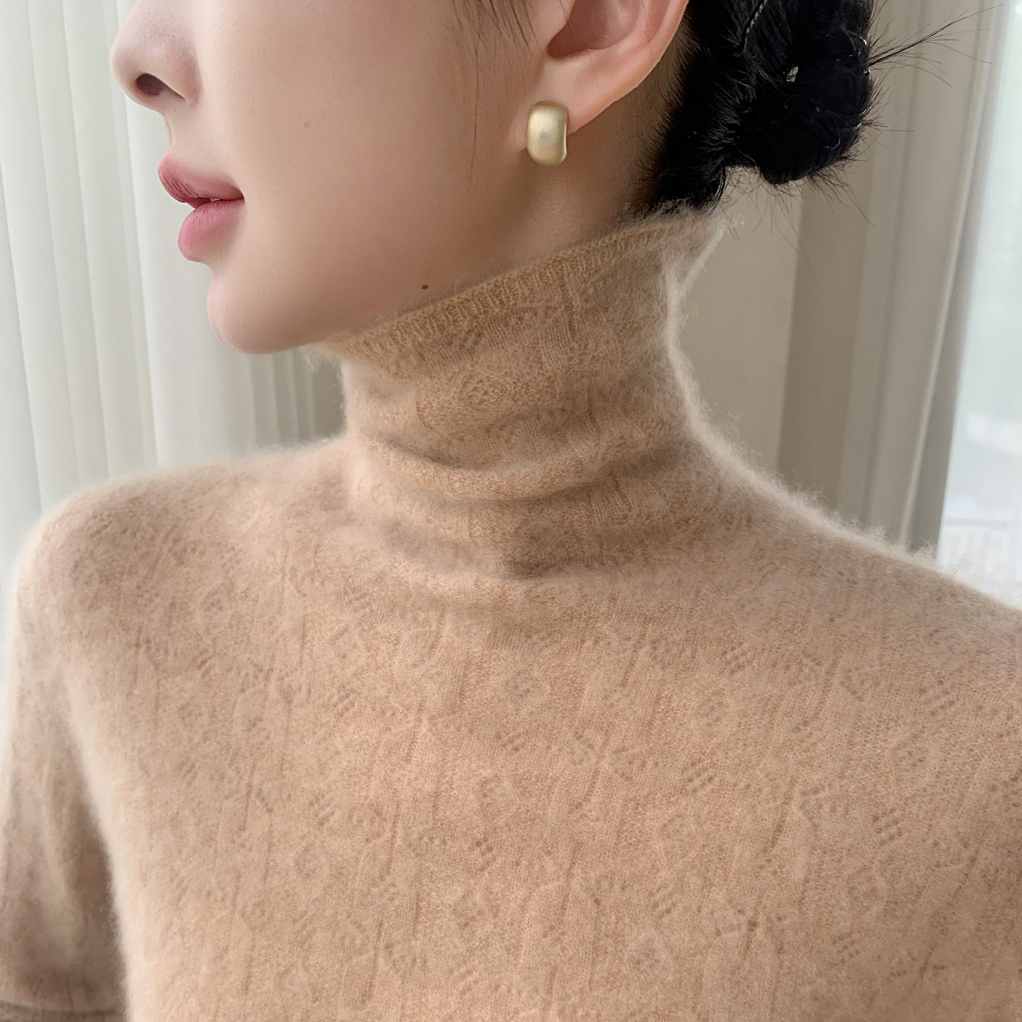 轻奢堆堆高领山羊绒女毛衣打底衫