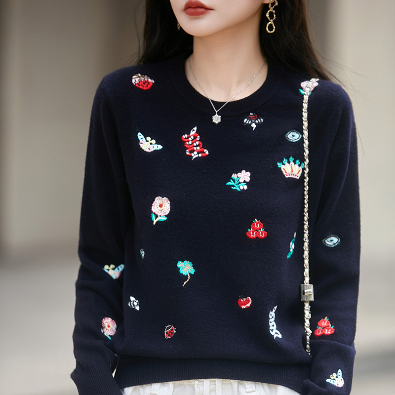 重工刺绣100%纯羊毛衫女圆领拼色针织甜美绣花毛衣宽松打底羊绒衫