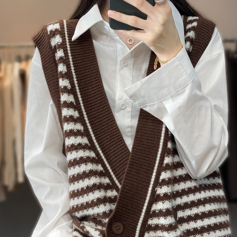 秋冬新款针织羊绒衫马甲女v领拼接叠穿复古宽松显瘦羊毛开衫坎肩