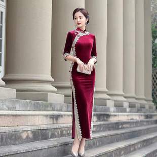 2025春季新款中国风旗袍丝绒花边中袖酒红斜襟日常改良长款旗袍裙