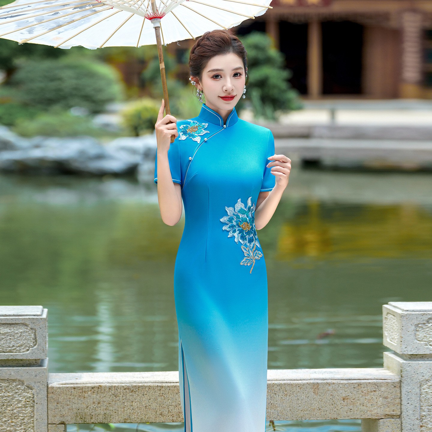 渐变长款旗袍新中式连衣裙走秀主持人婚礼国风舞台表演气质礼服女