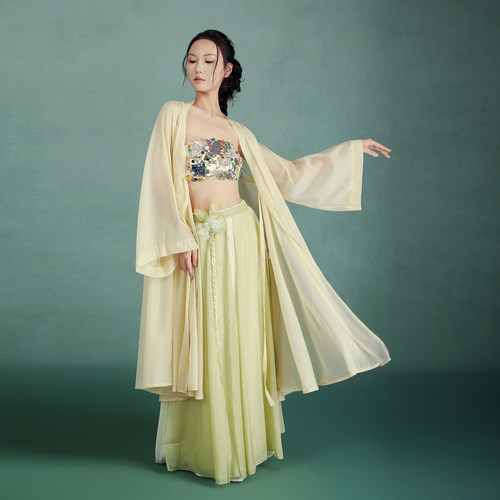 华丽独秀古典舞纱衣外披古风爵士舞蹈服飘逸显瘦仙气新中式演出服