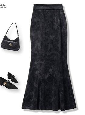 金丝绒鱼尾裙女2025秋冬新款松紧腰高腰裙修身显瘦黑色气质百搭