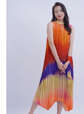MAXPOINT,彩虹连衣裙 2024新款 旦丁尔压褶连衣裙,YO48118D